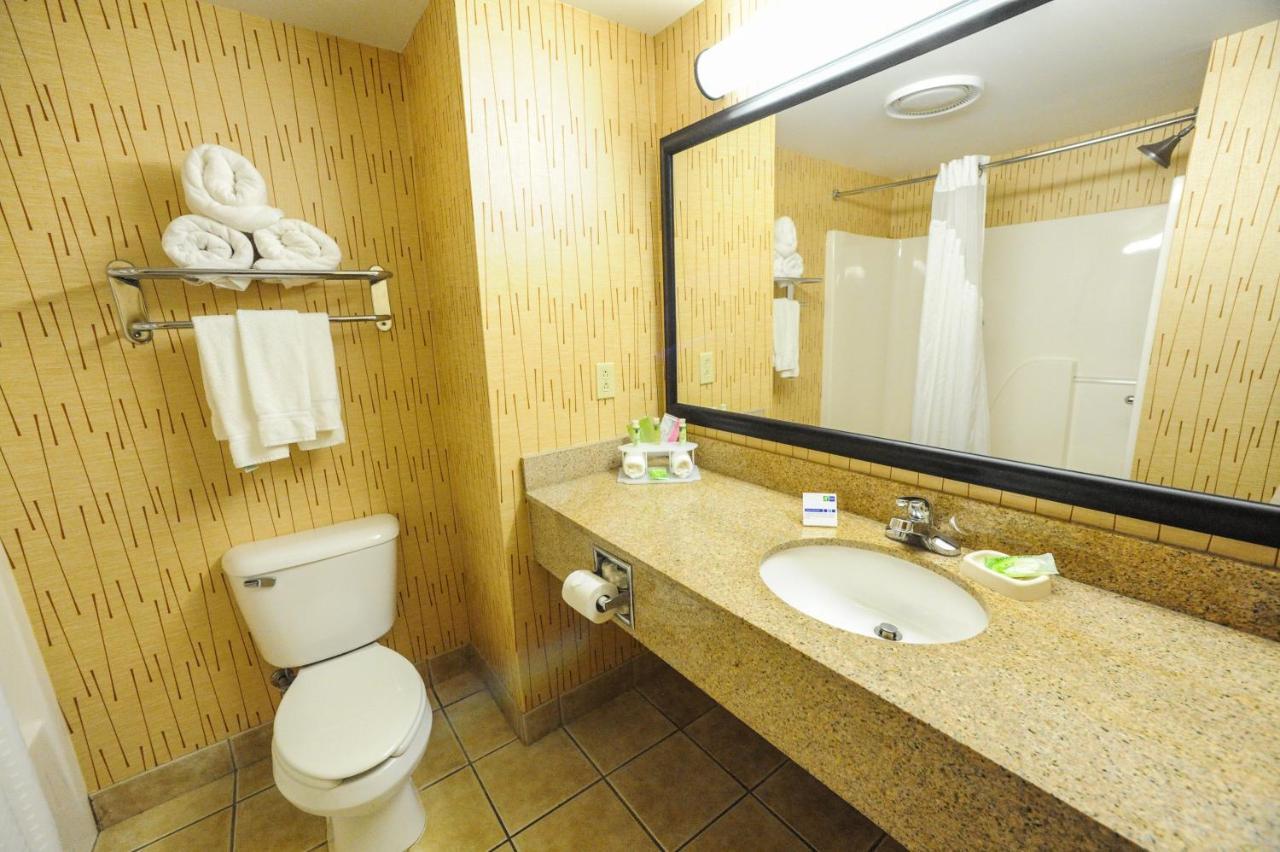 Holiday Inn Express Hotel & Suites Bowling Green By Ihg Exteriér fotografie